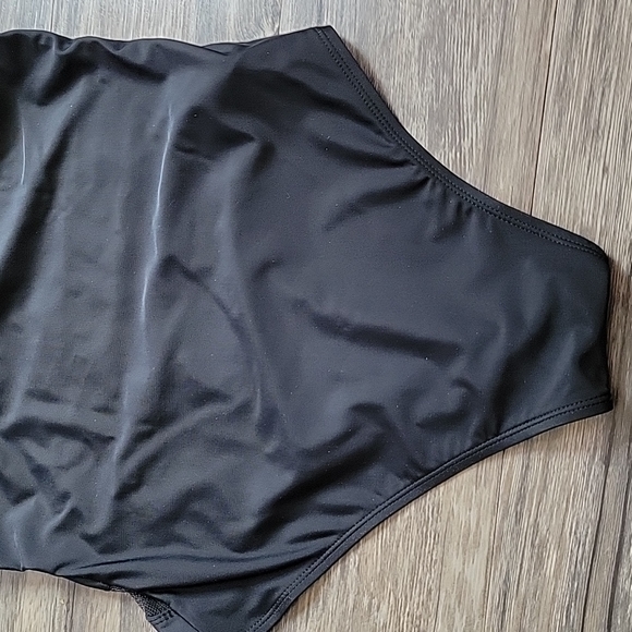 Black & White Mesh One Piece Swim - Picture 8 of 12